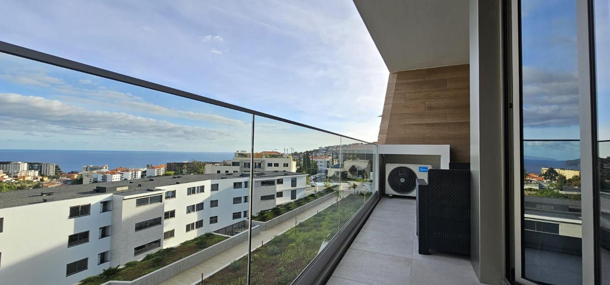 フンシャルVista Mar - Ac, Parking And Poolアパートメント エクステリア 写真